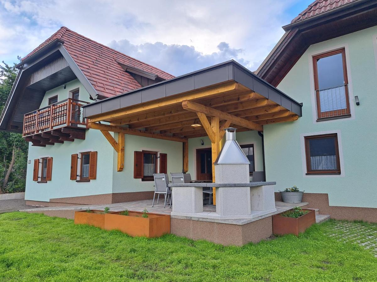 Gasthof Knappenwirt Mariahof Bagian luar foto