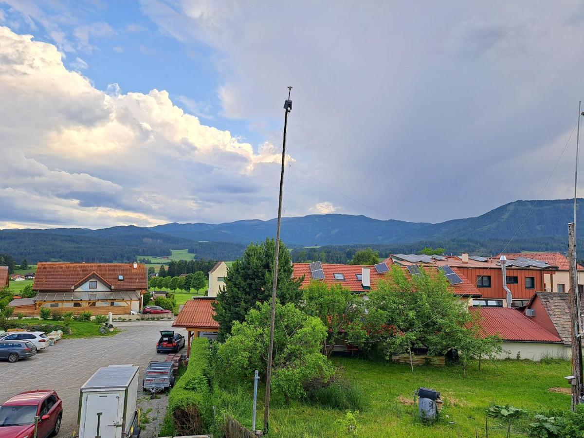 Gasthof Knappenwirt Mariahof Bagian luar foto