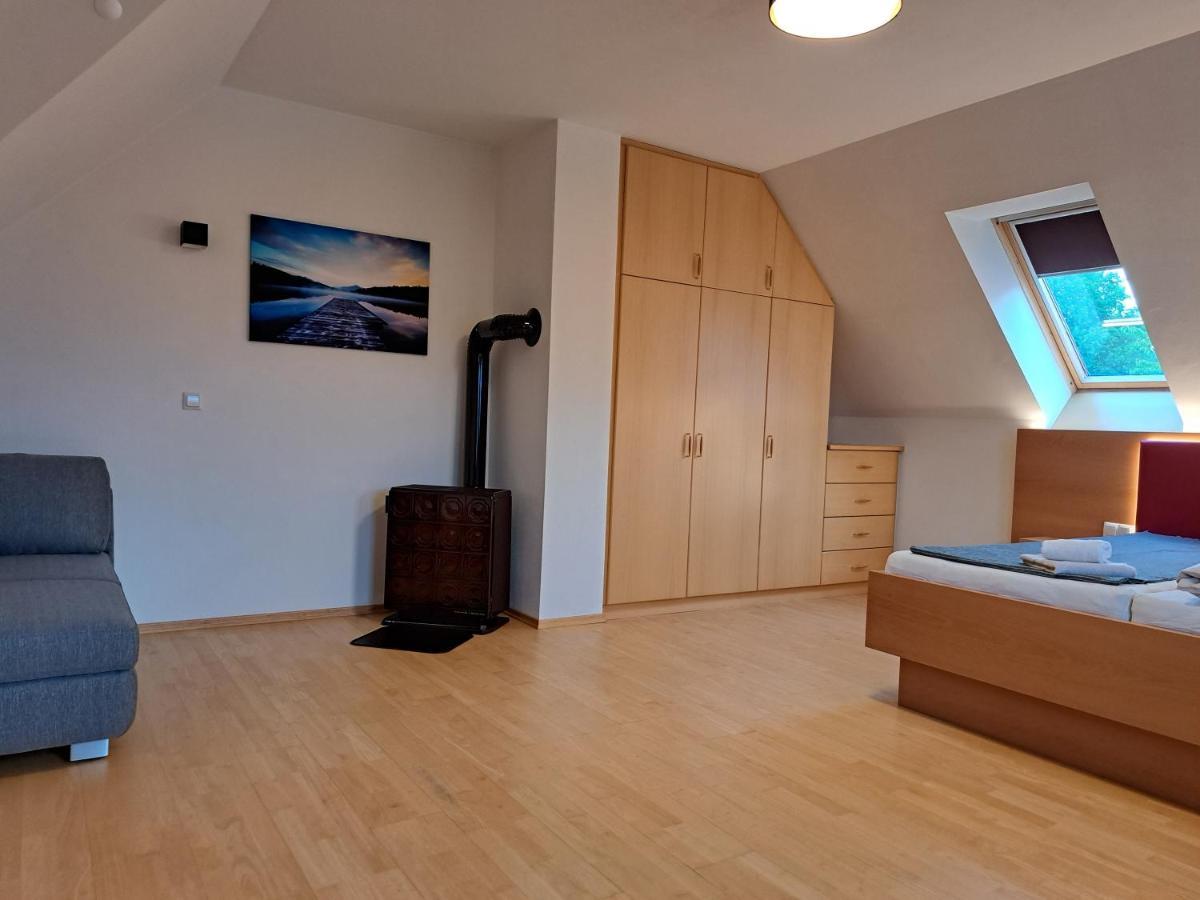 Gasthof Knappenwirt Mariahof Bagian luar foto
