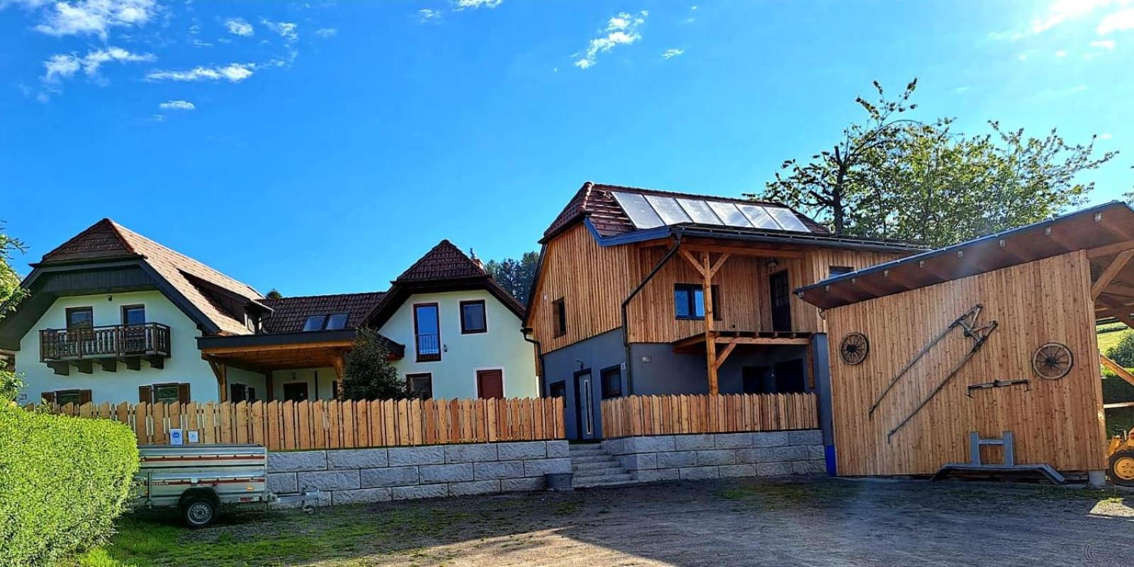Gasthof Knappenwirt Mariahof Bagian luar foto