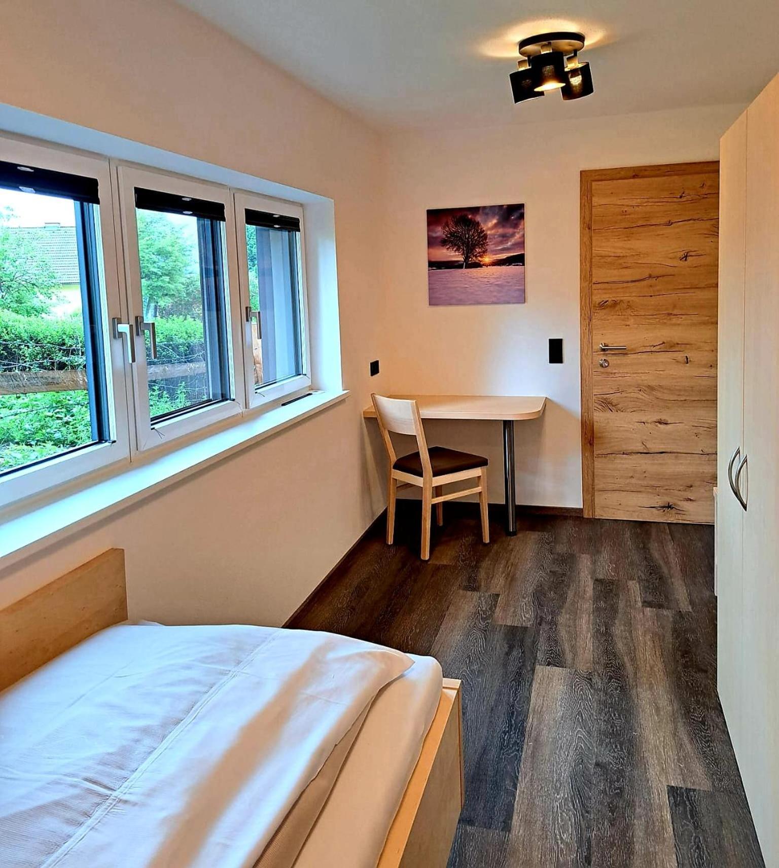 Gasthof Knappenwirt Mariahof Bagian luar foto